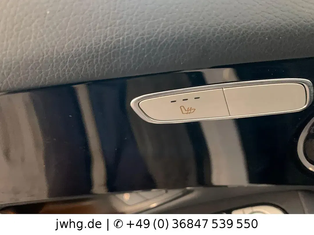 Mercedes-Benz GLC 300 - Thumbnail 13