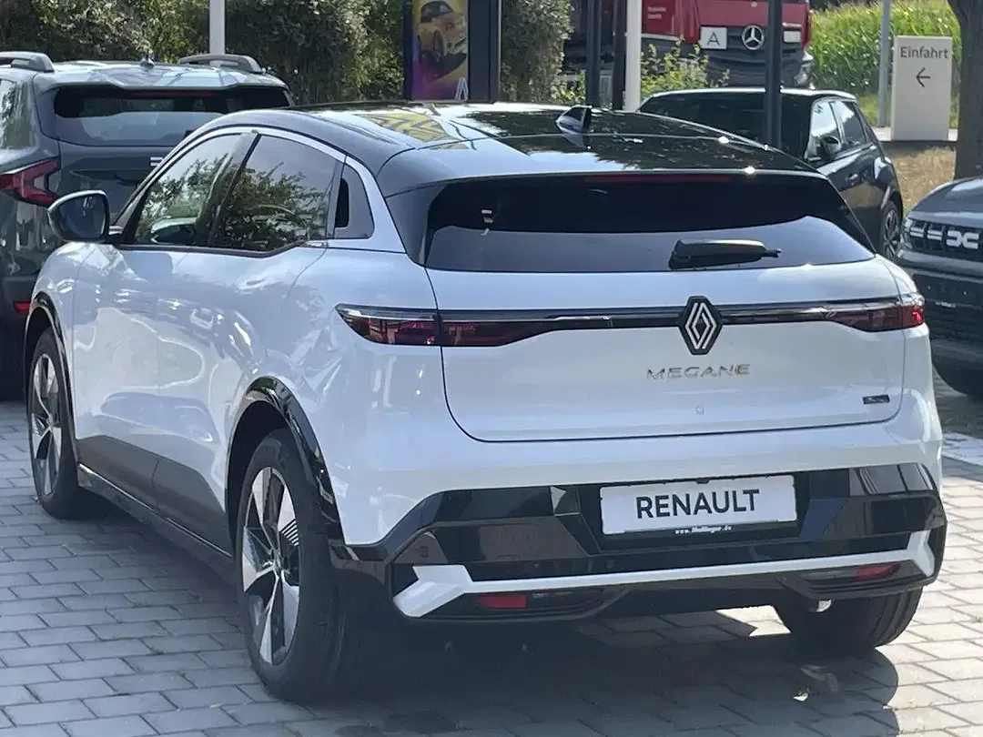 Renault Megane - Thumbnail 7