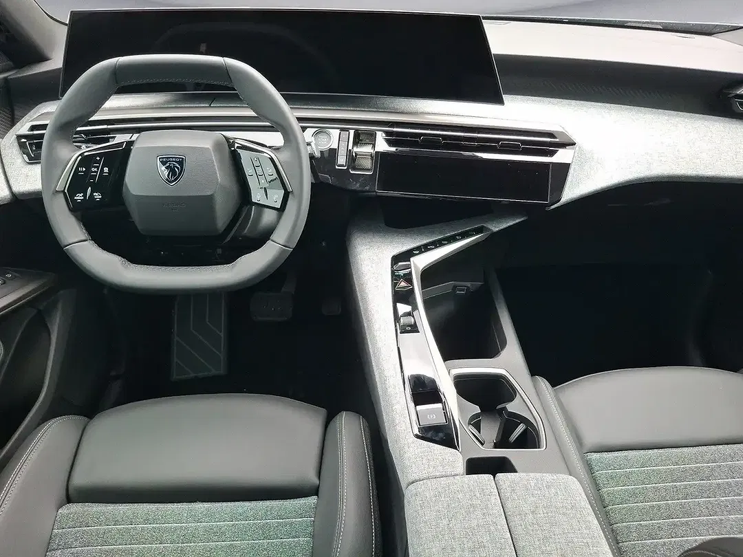 Peugeot 5008 - Thumbnail 8