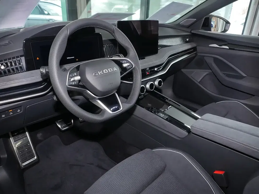 Skoda Superb - Thumbnail 9