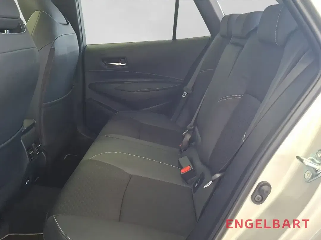 Toyota Corolla - Thumbnail 11