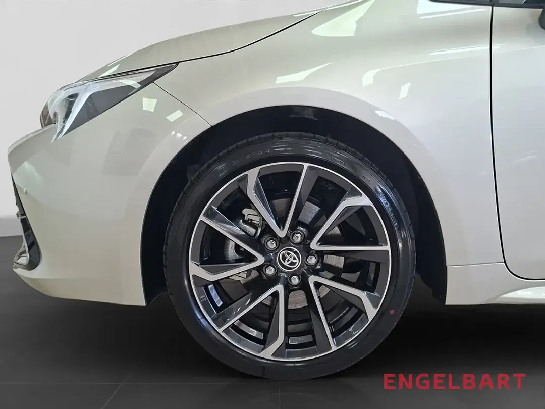 Toyota Corolla - Thumbnail 14