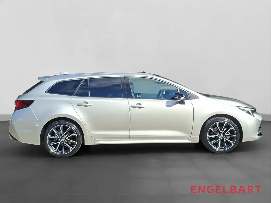 Toyota Corolla - Thumbnail 4