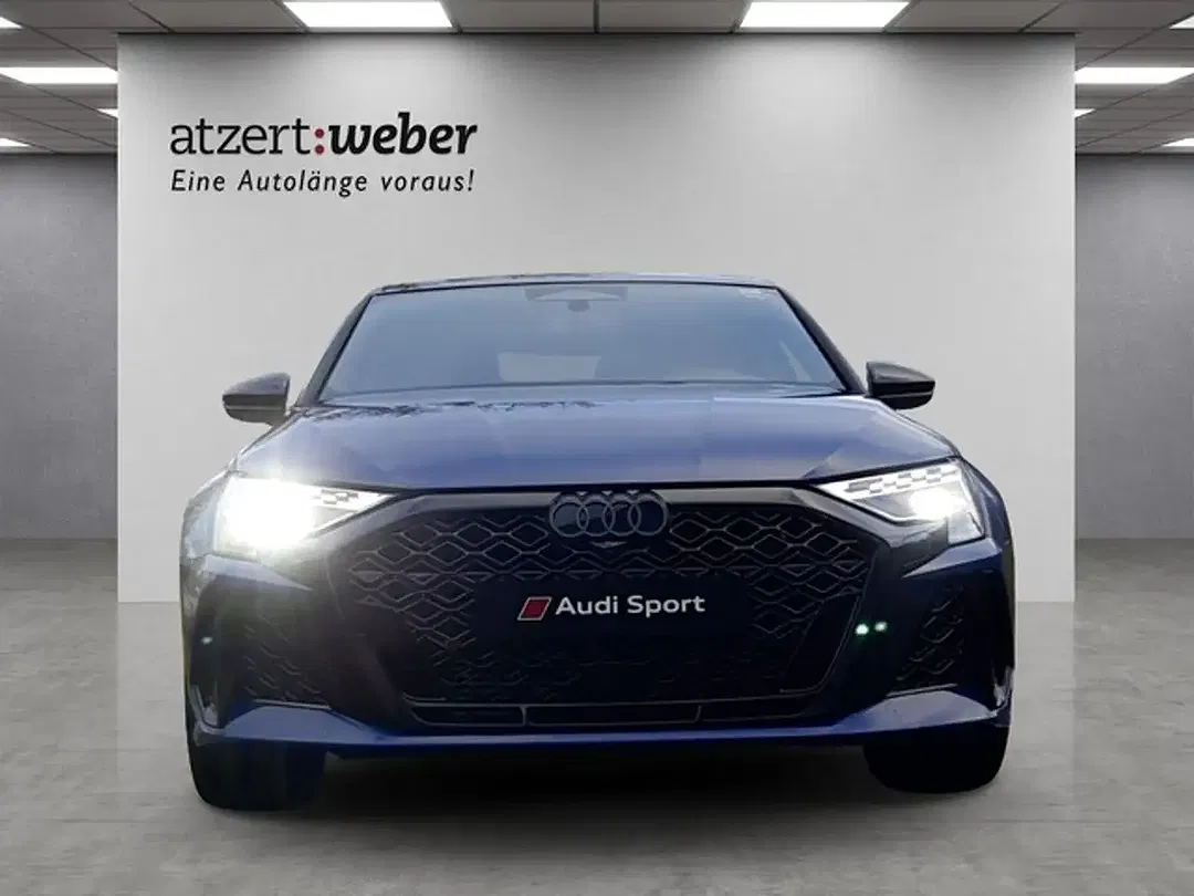 Audi RS3 - Thumbnail 3