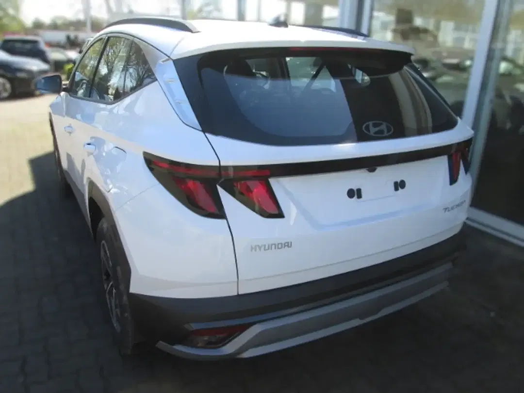 Hyundai TUCSON - Thumbnail 4
