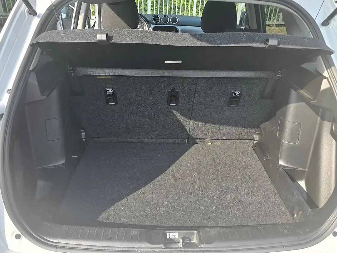 Suzuki Vitara - Thumbnail 11