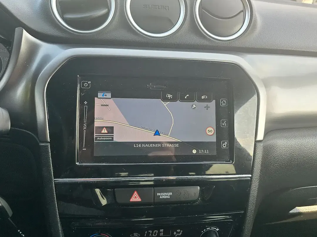 Suzuki Vitara - Thumbnail 14