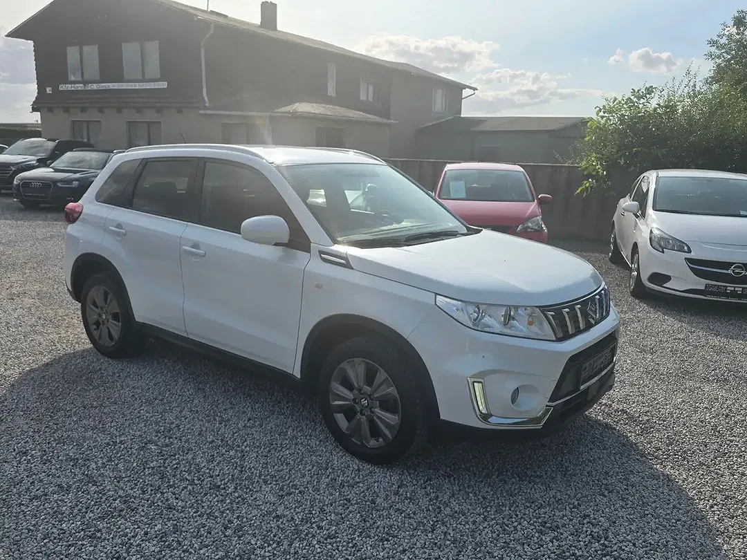 Suzuki Vitara - Thumbnail 6