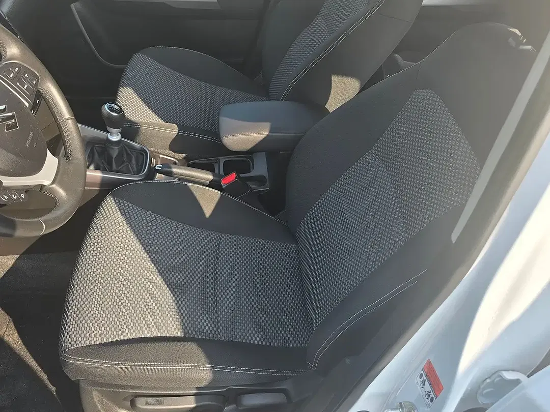 Suzuki Vitara - Thumbnail 9