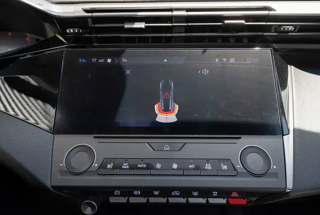 Peugeot 308 - Thumbnail 5
