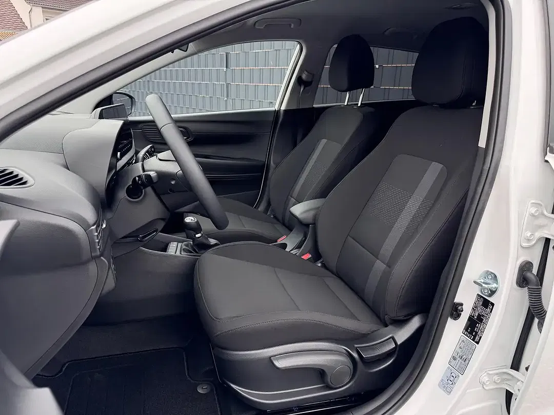 Hyundai i20 - Thumbnail 10