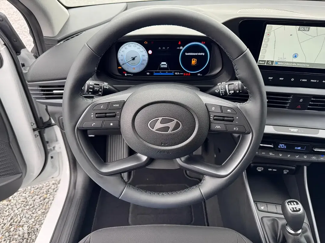 Hyundai i20 - Thumbnail 11
