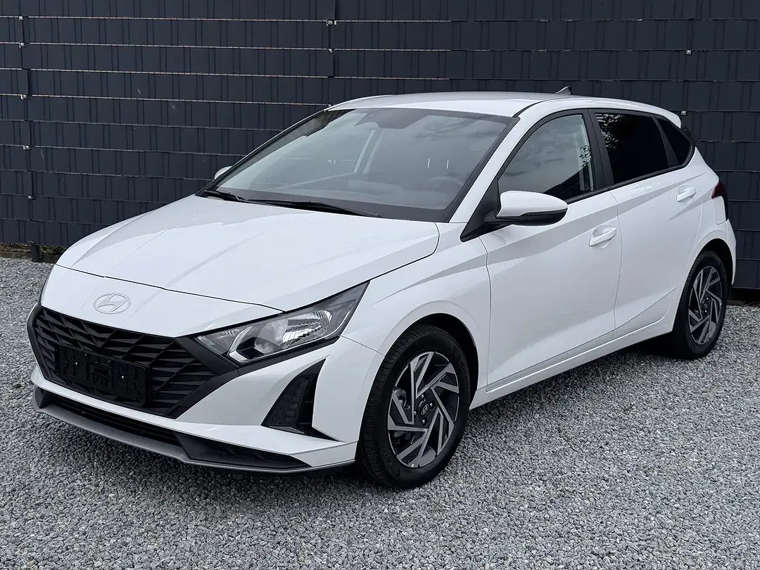 Hyundai i20 - Thumbnail 2