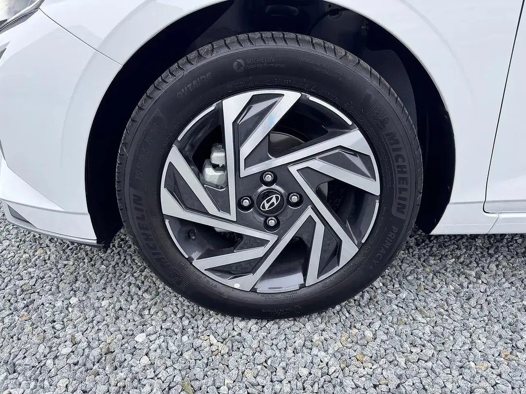 Hyundai i20 - Thumbnail 8