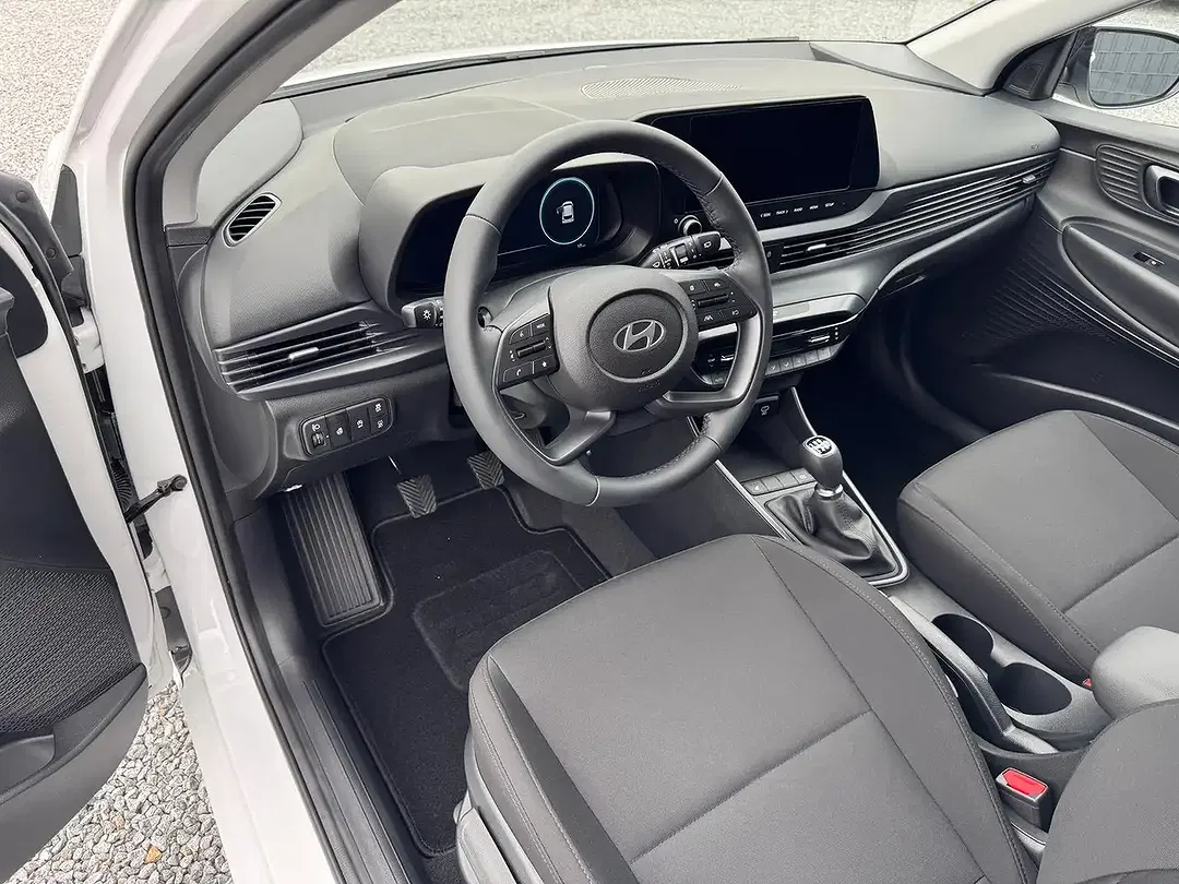 Hyundai i20 - Thumbnail 9