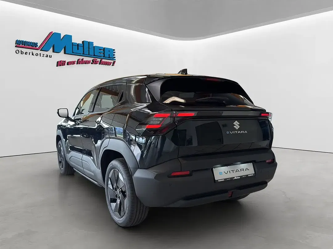 Suzuki Vitara - Thumbnail 3