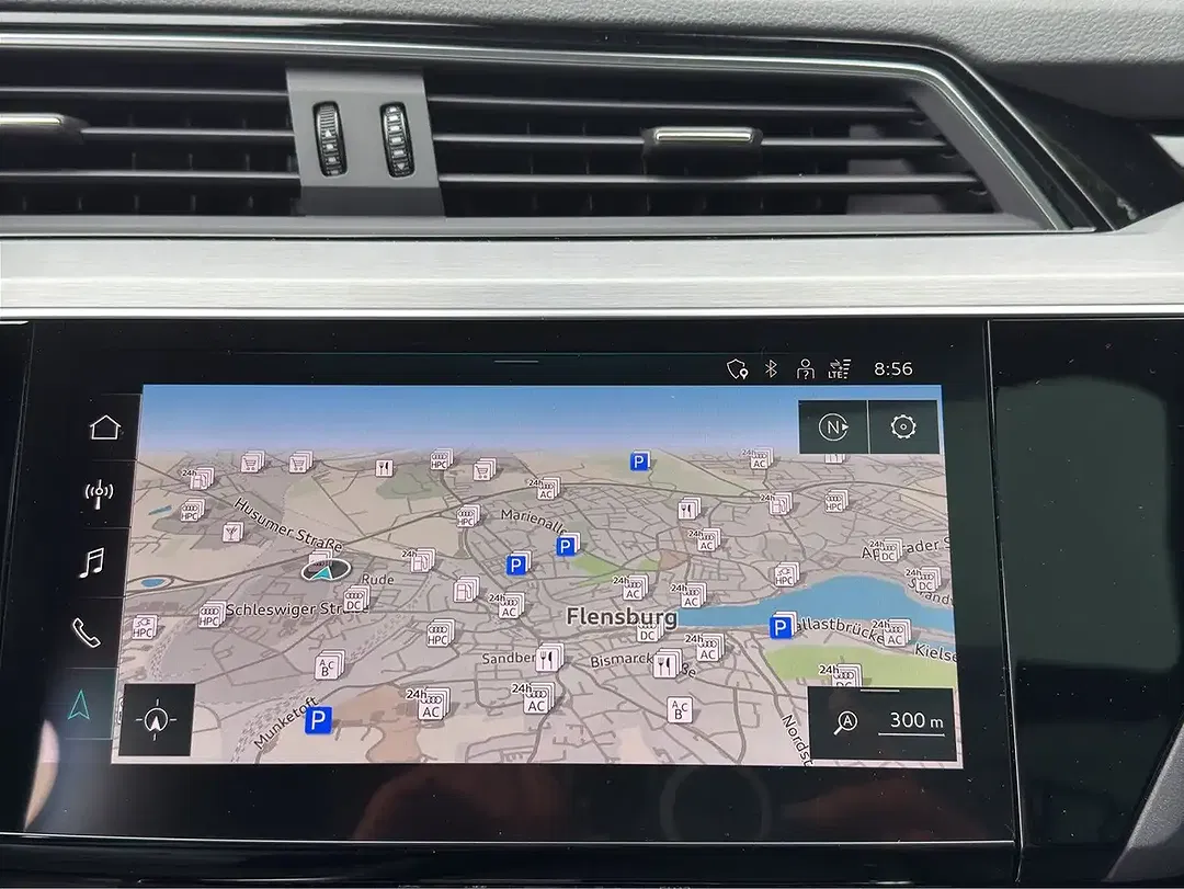 Audi e-tron - Thumbnail 10