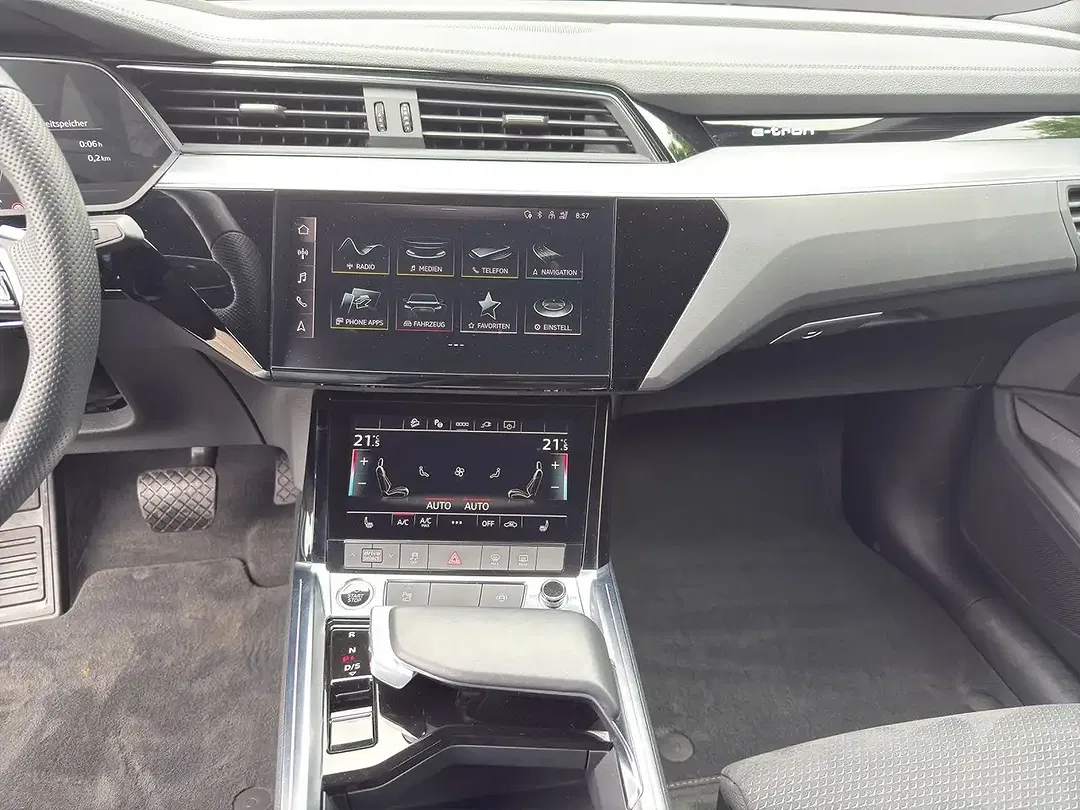 Audi e-tron - Thumbnail 11