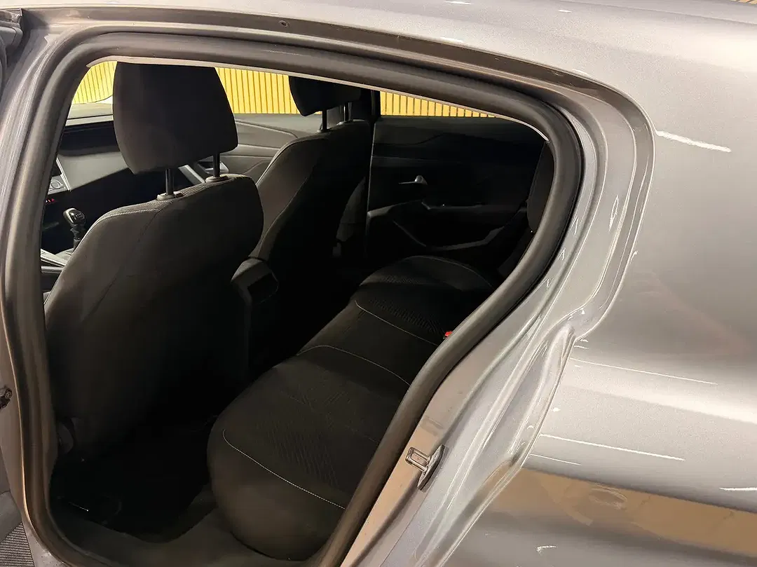 Peugeot 308 - Thumbnail 12