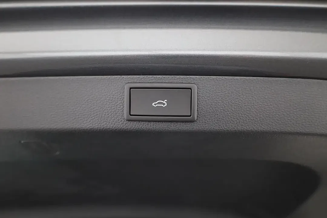 Skoda Karoq - Thumbnail 15