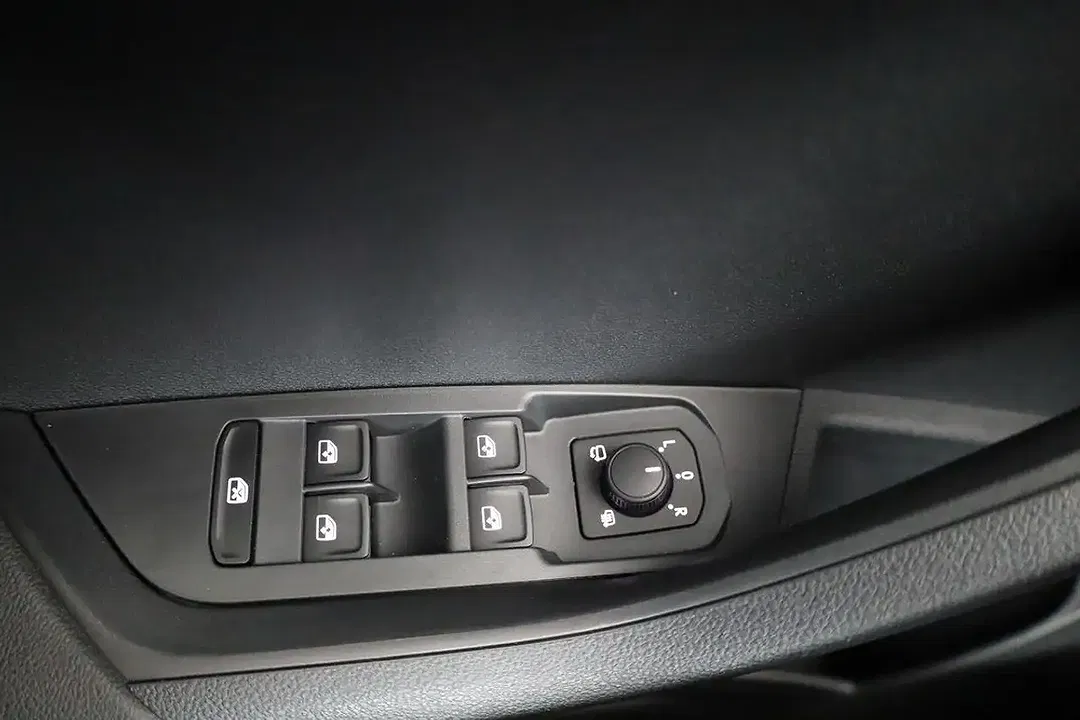Skoda Karoq - Thumbnail 7