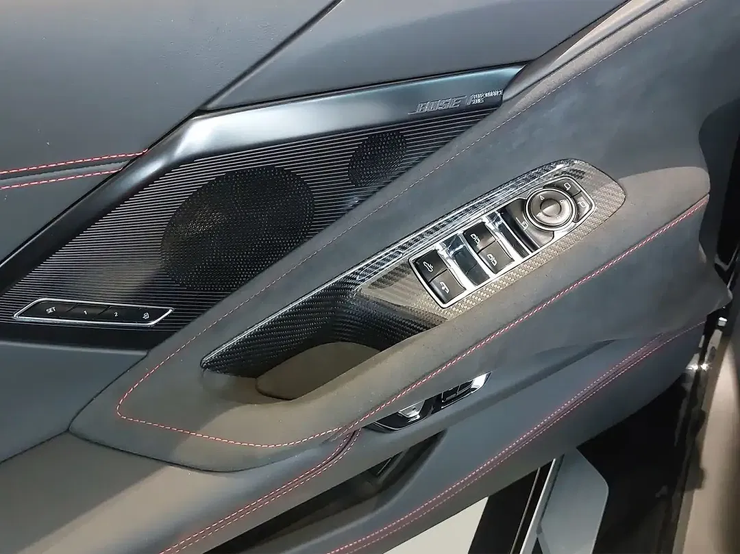 Corvette C8 - Thumbnail 12