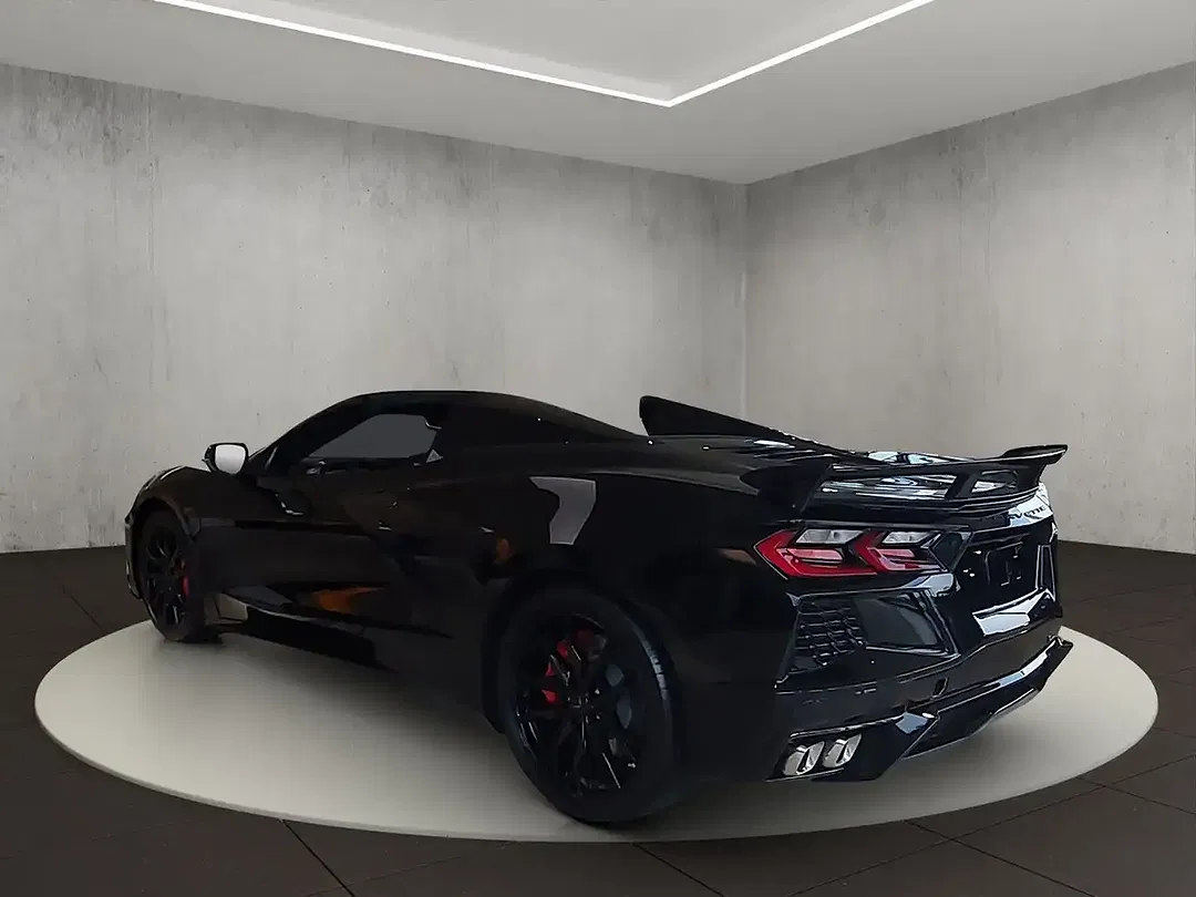 Corvette C8 - Thumbnail 3