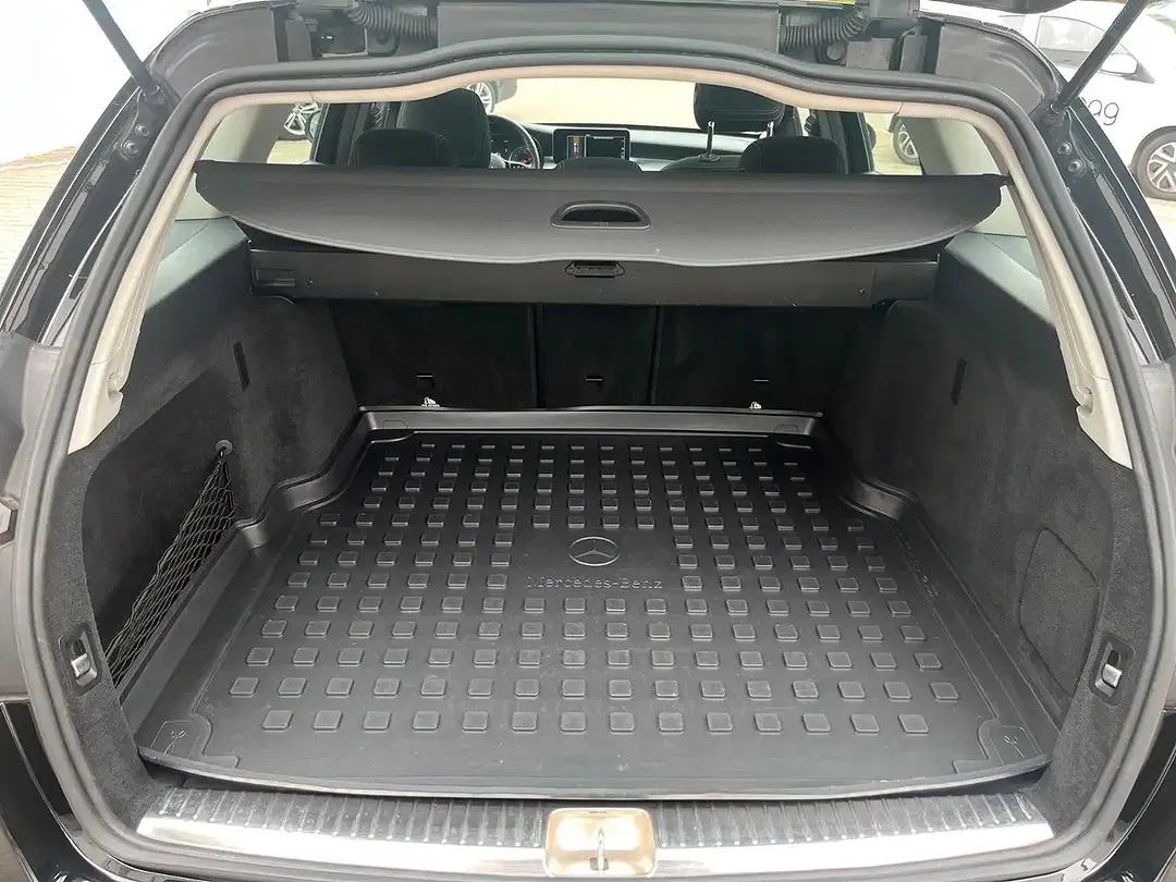 Mercedes-Benz C 180 - Thumbnail 8