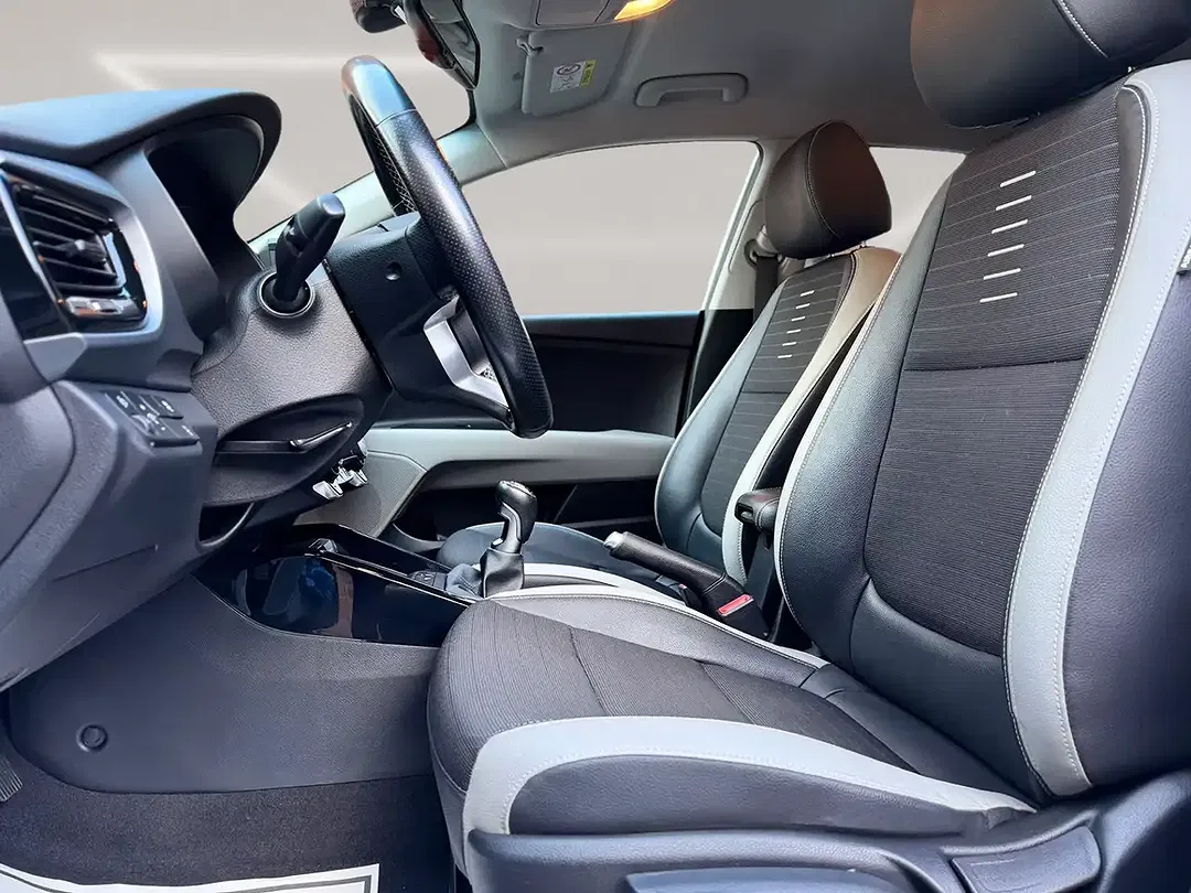 Kia Stonic - Thumbnail 13