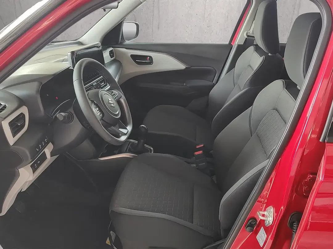 Suzuki Swift - Thumbnail 9