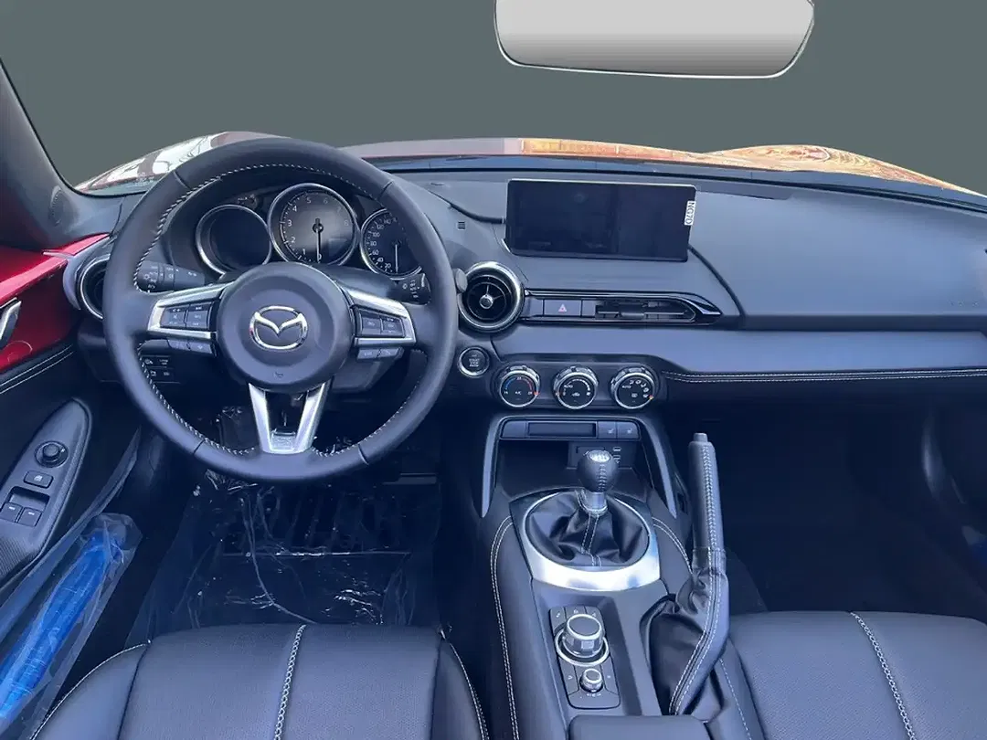 Mazda MX-5 - Thumbnail 11