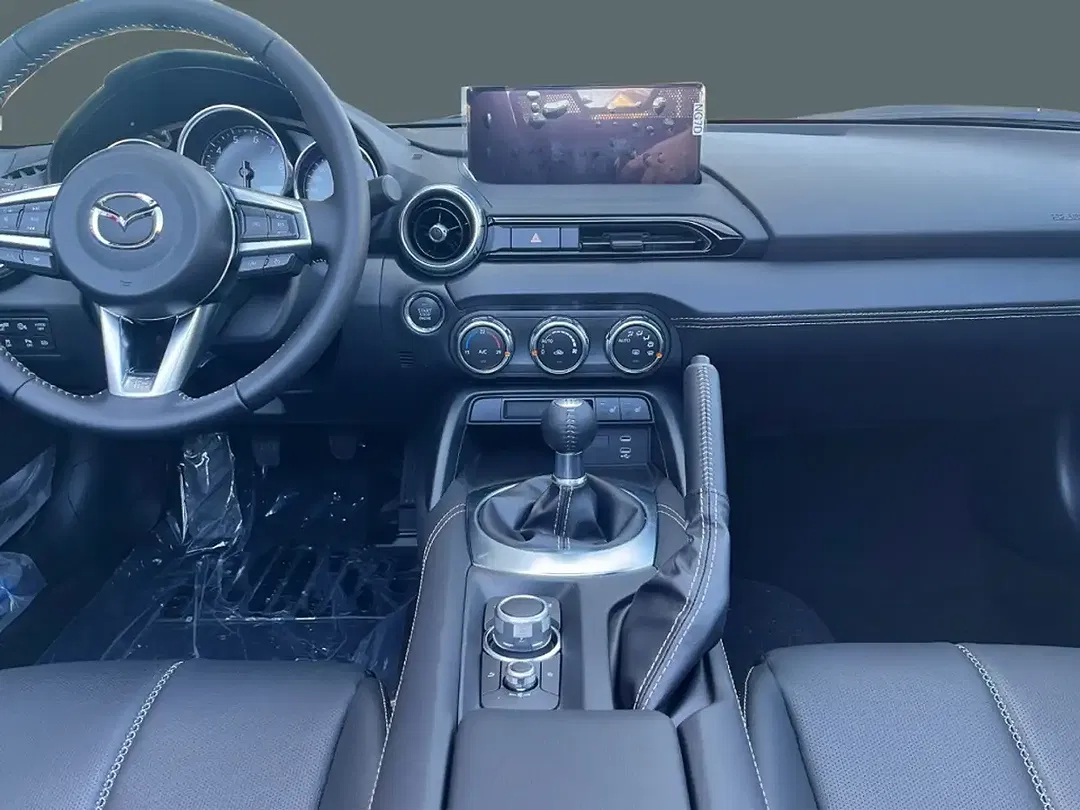 Mazda MX-5 - Thumbnail 14