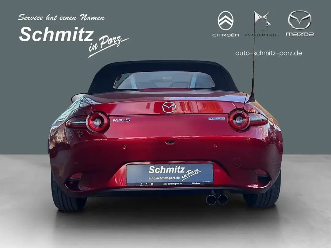 Mazda MX-5 - Thumbnail 4