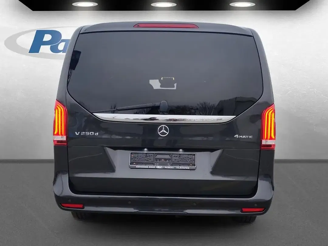 Mercedes-Benz V 250 - Thumbnail 6