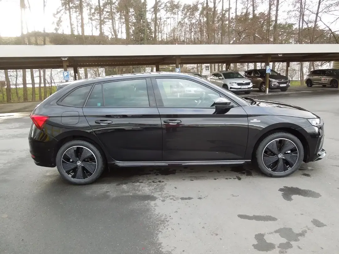 Skoda Scala - Thumbnail 3