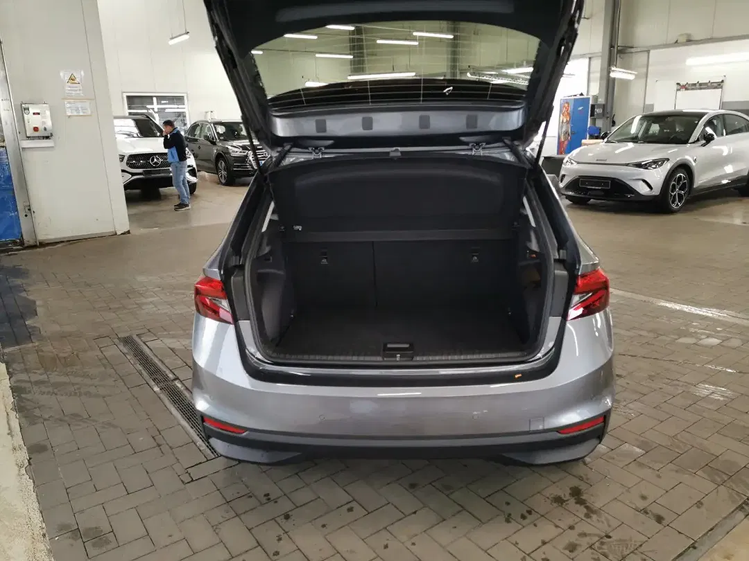 Skoda Fabia - Thumbnail 8