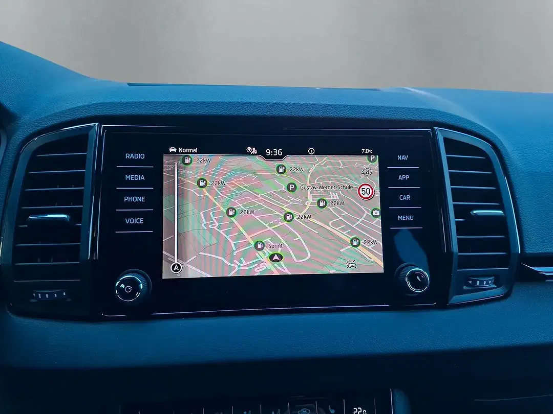 Skoda Karoq - Thumbnail 14