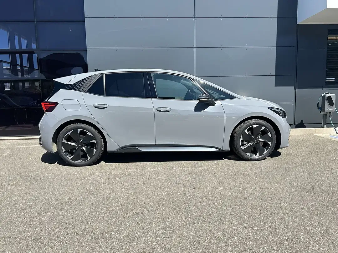CUPRA Born - Thumbnail 7