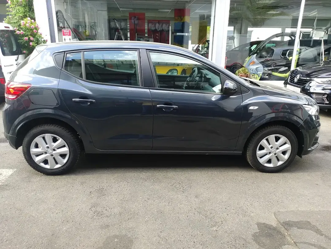 Dacia Sandero - Thumbnail 5