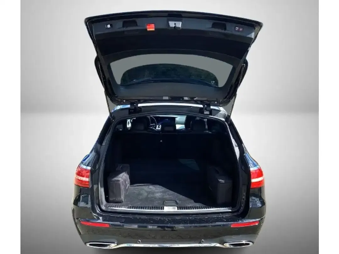 Mercedes-Benz E 300 - Thumbnail 13