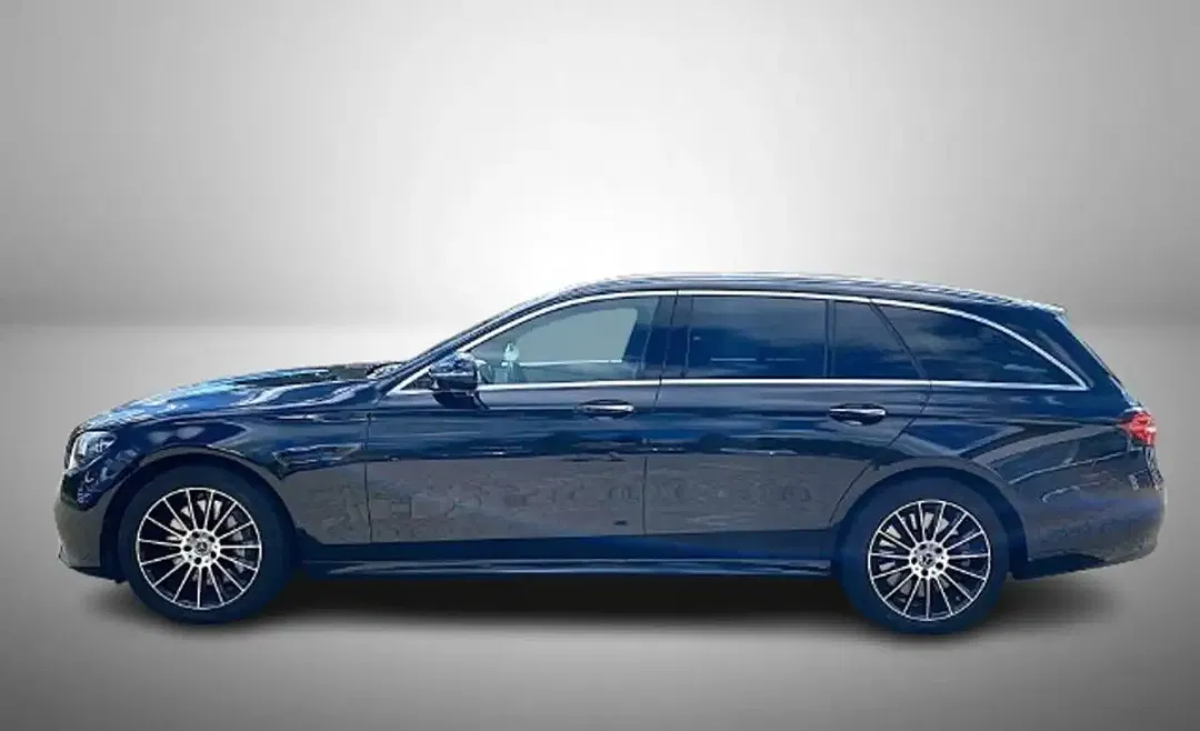 Mercedes-Benz E 300 - Thumbnail 3
