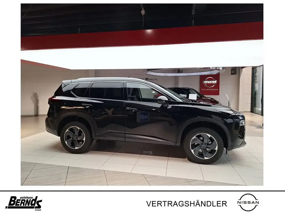 Nissan X-Trail - Thumbnail 4