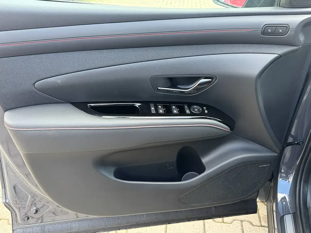 Hyundai TUCSON - Thumbnail 9