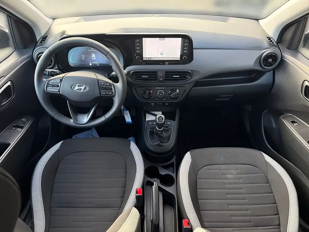 Hyundai i10 - Thumbnail 11