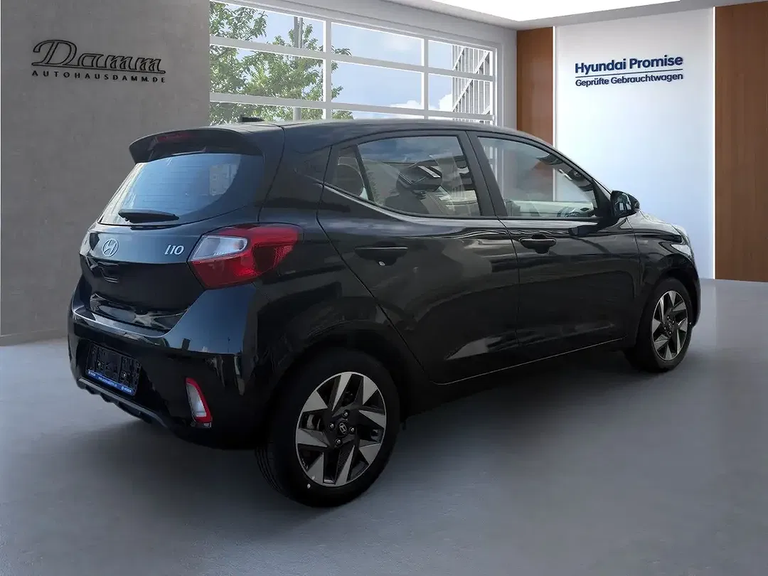 Hyundai i10 - Thumbnail 3