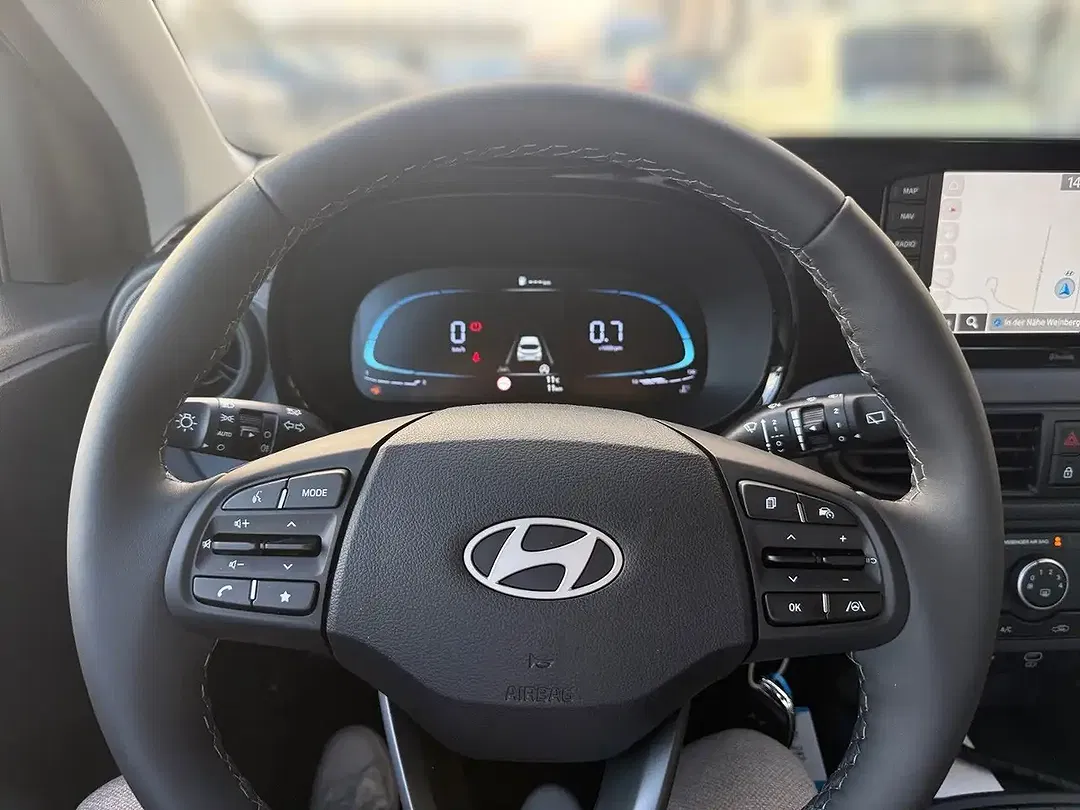 Hyundai i10 - Thumbnail 8