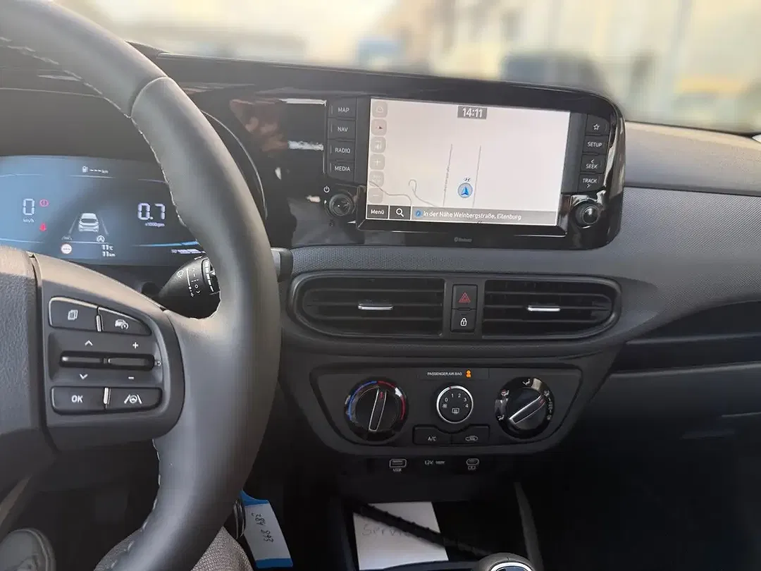 Hyundai i10 - Thumbnail 9