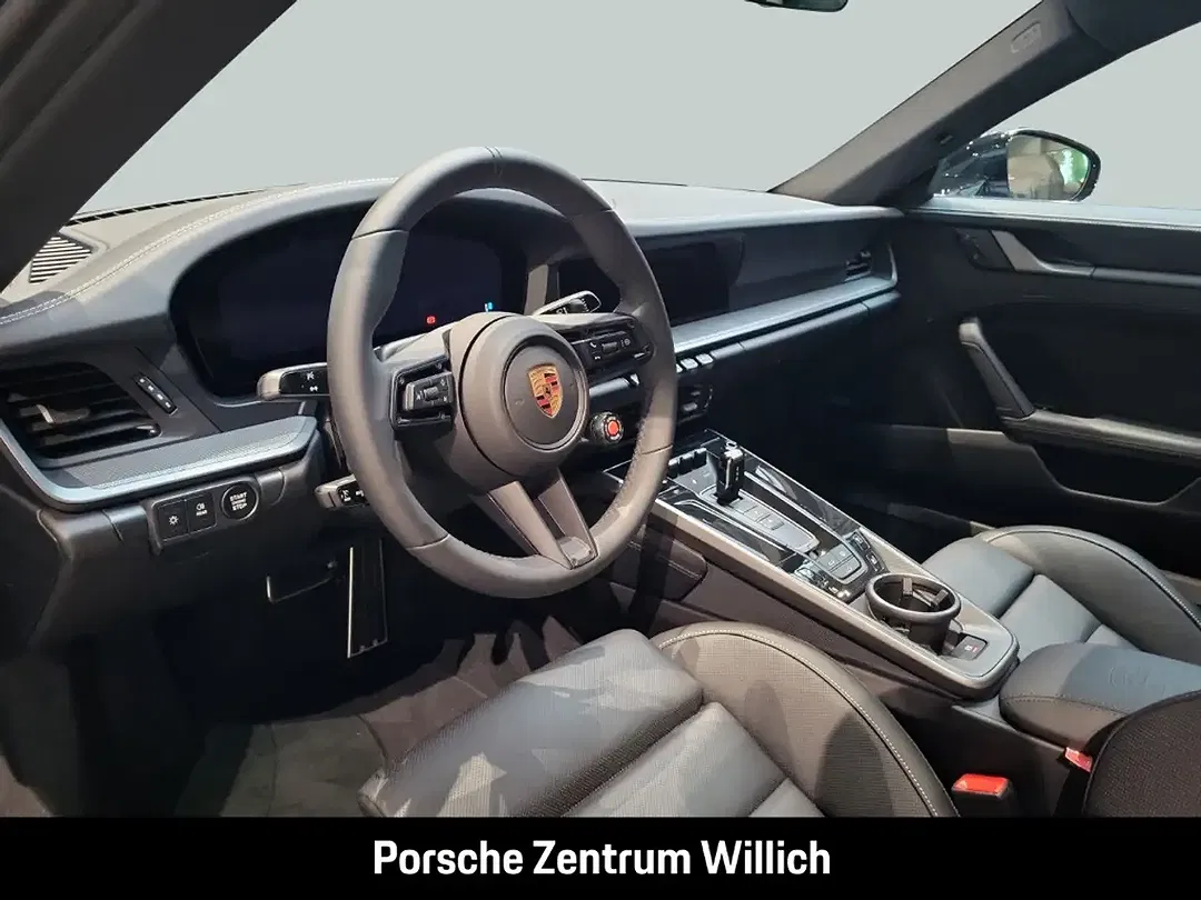 Porsche 992 - Thumbnail 7