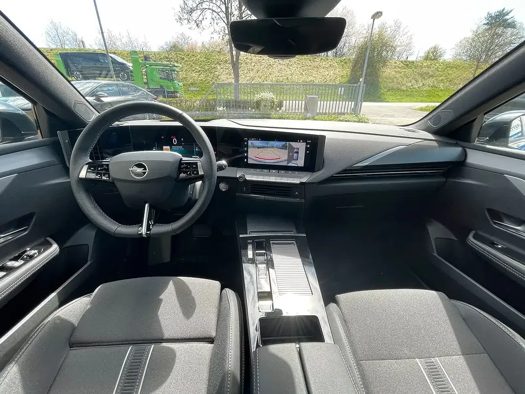 Opel Astra - Thumbnail 11