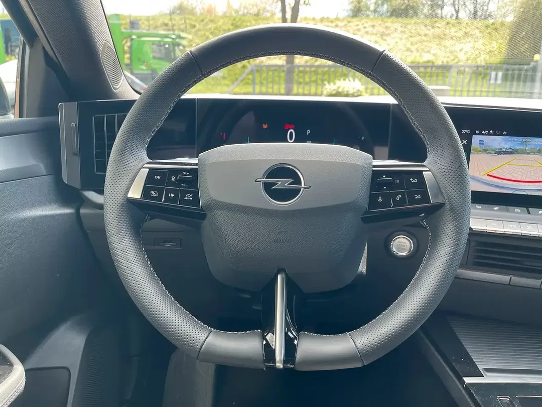 Opel Astra - Thumbnail 9